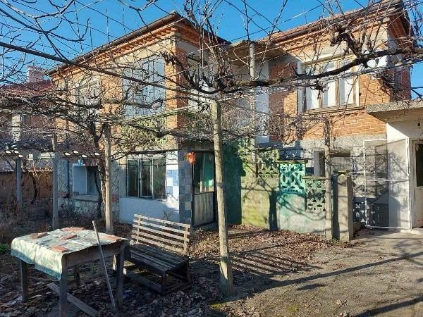 House for Sale in Yasno pole, Plovdiv