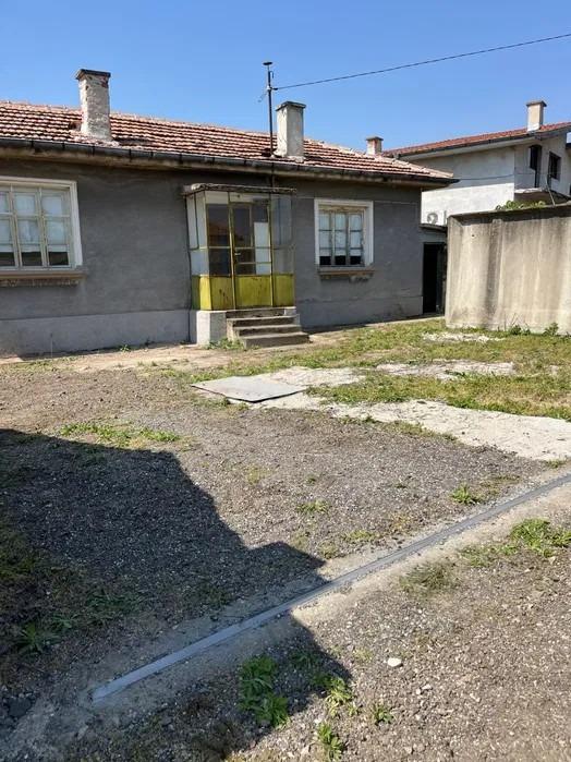 House for Sale in Graf Ignatievo, Plovdiv