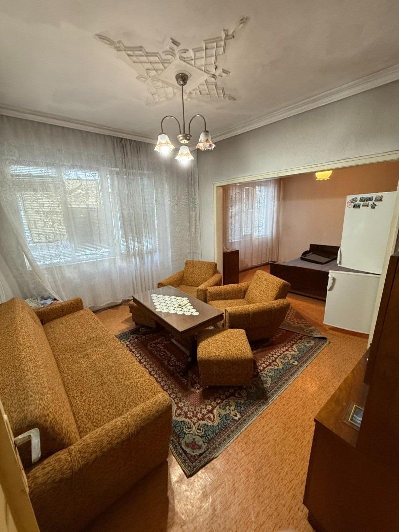 House for Sale in Asenovgrad, Plovdiv