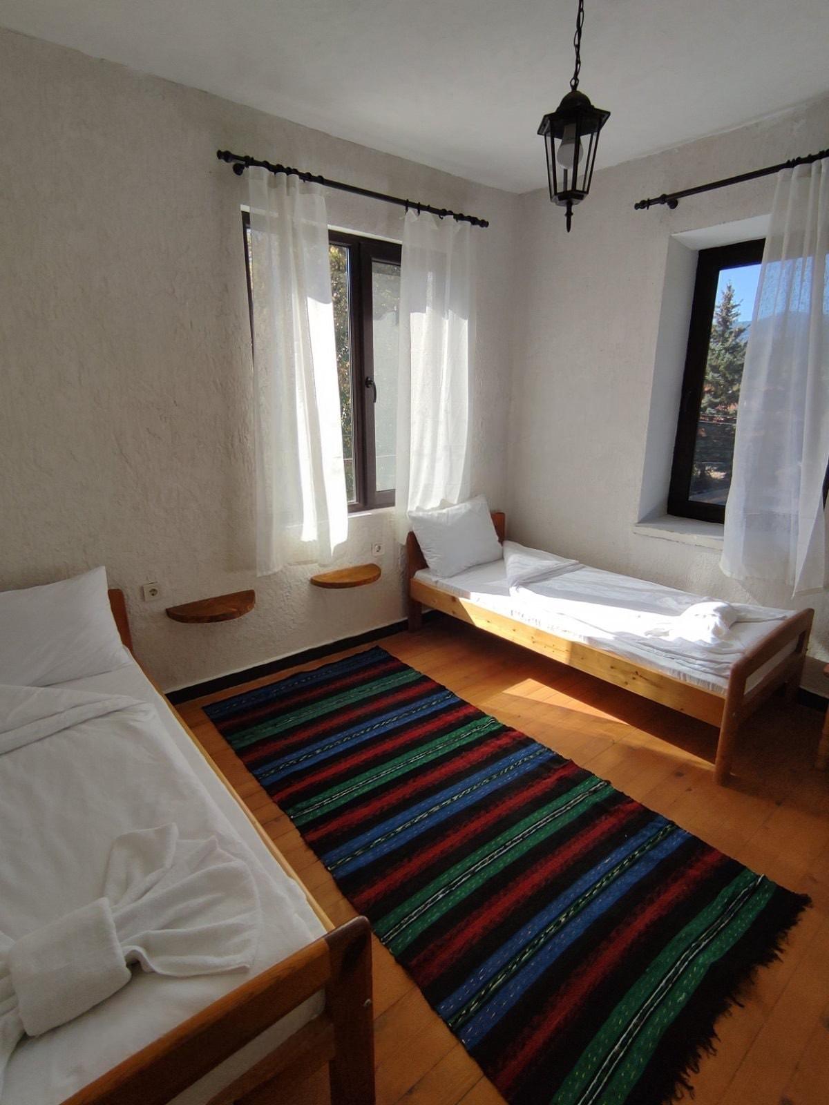House for Sale in Hvoyna, Smolyan