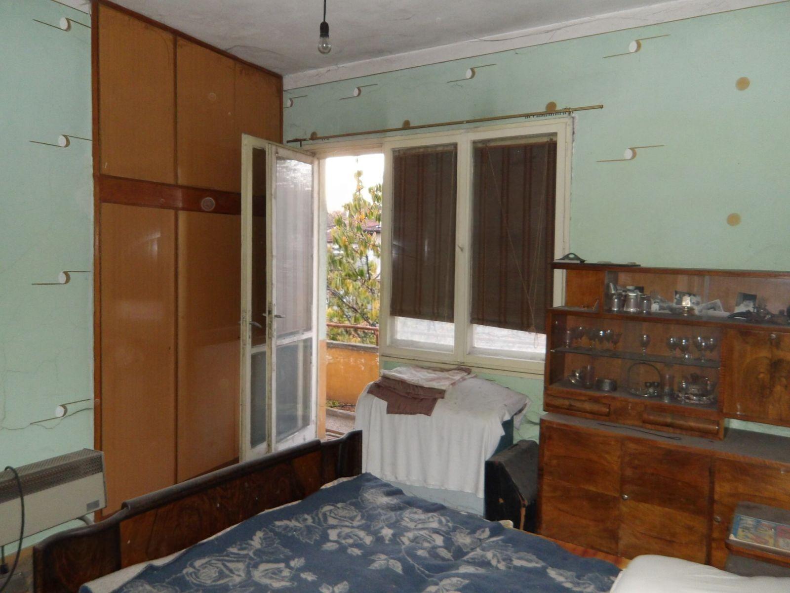 House for Sale in Perushtitsa, Plovdiv