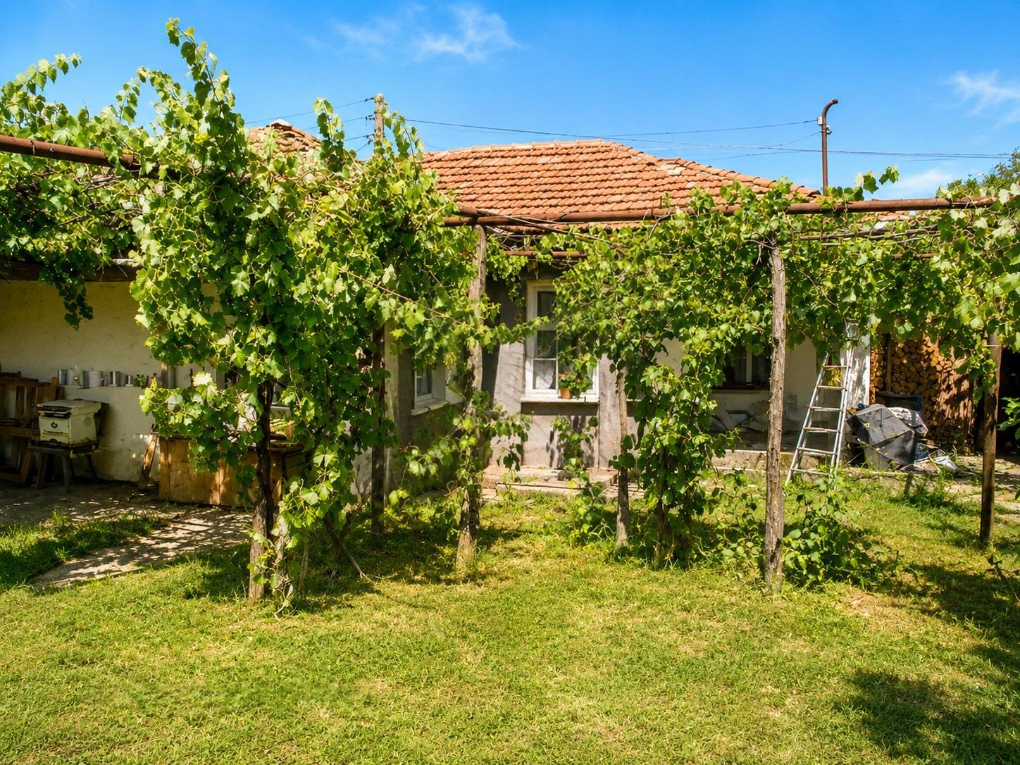 House for Sale in Parvomay, Plovdiv