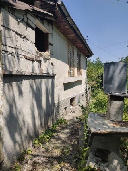 Villa for Sale in Kuklen, Plovdiv