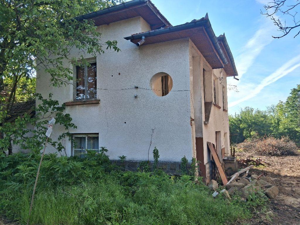 House for Sale in Radyuvene, Lovech