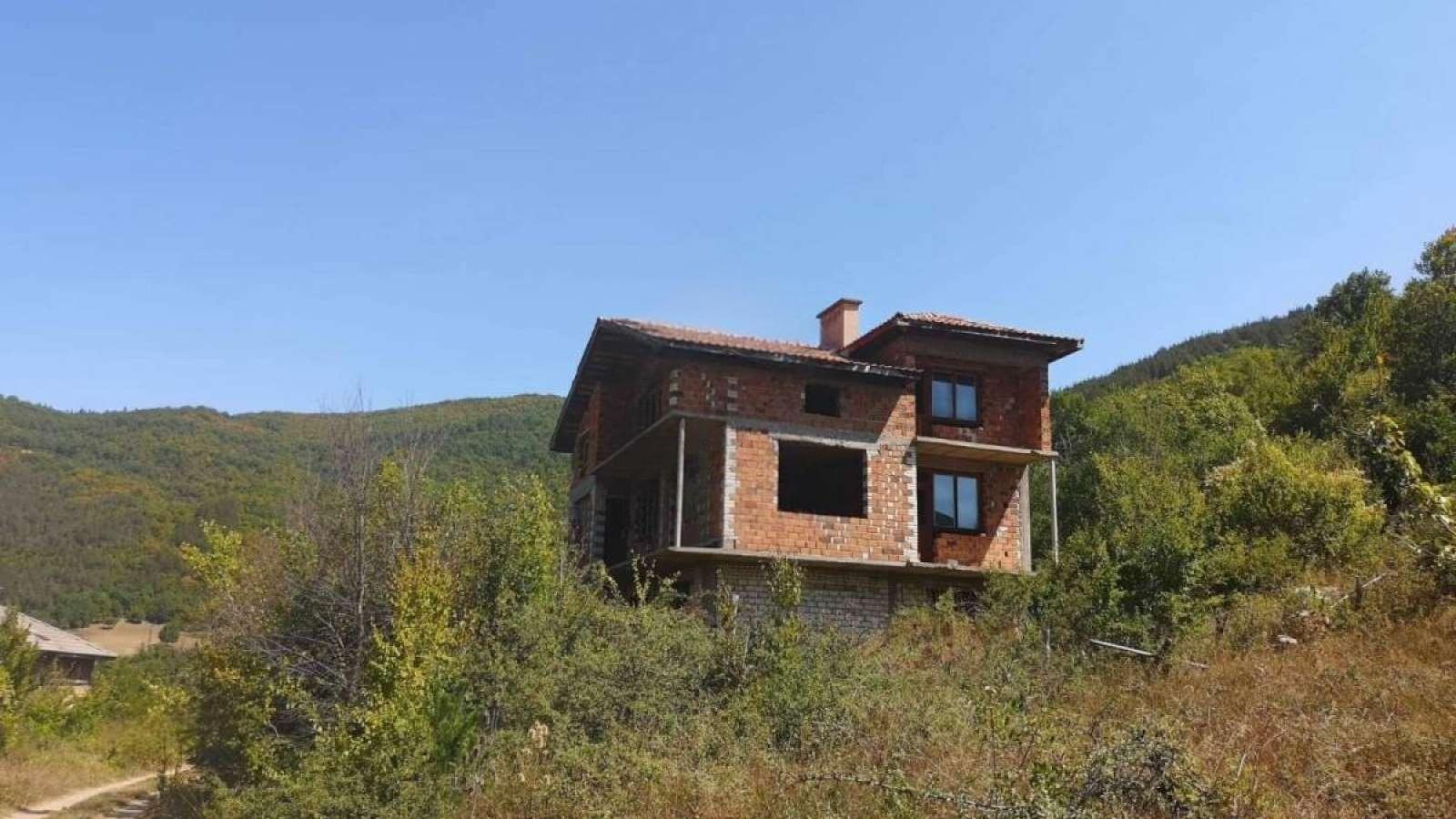 House for Sale in Mihalkovo, Smolyan