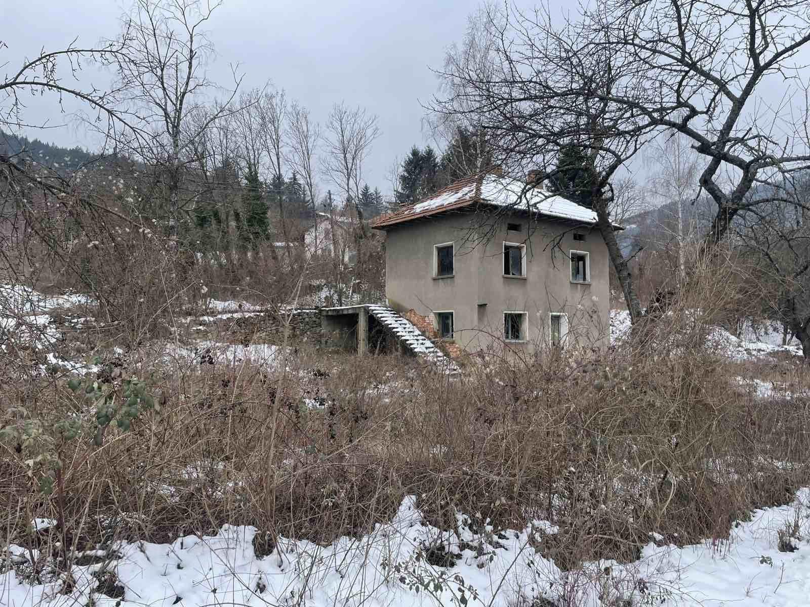 House for Sale in Lukovo, Sofia Province