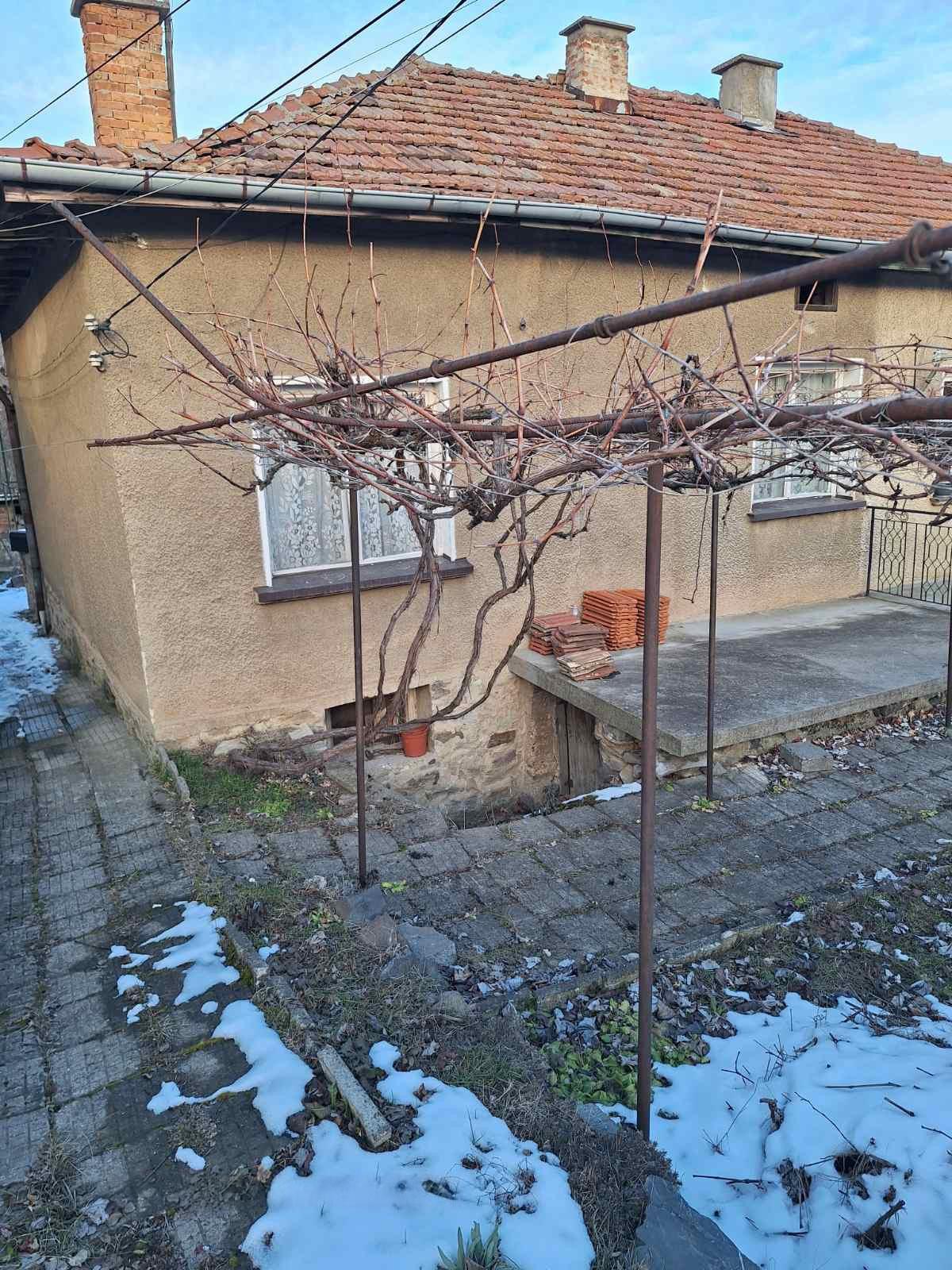 House for Sale in Vlado Trichkov, Sofia Province
