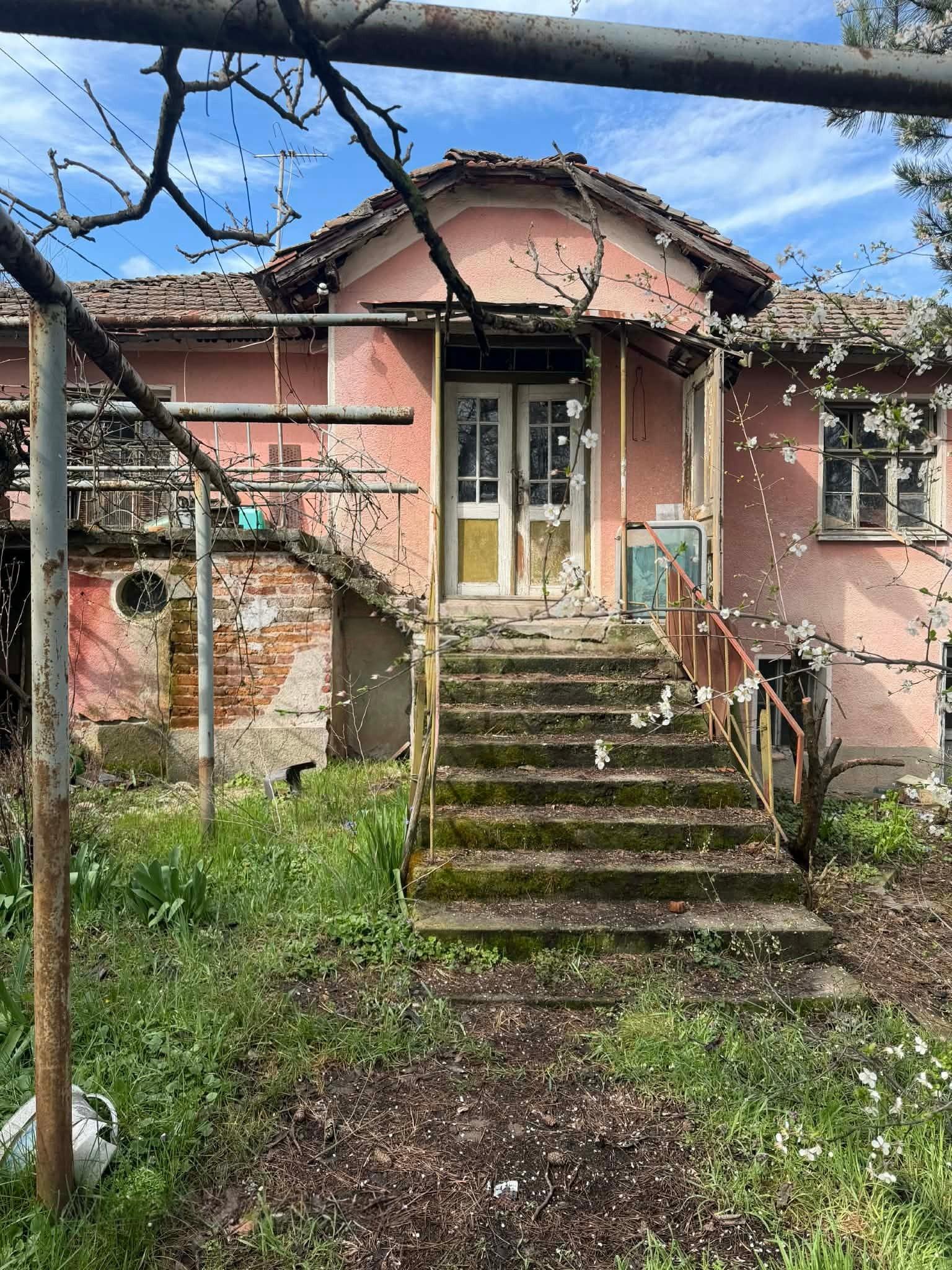 House for Sale in Ezerovo, Plovdiv