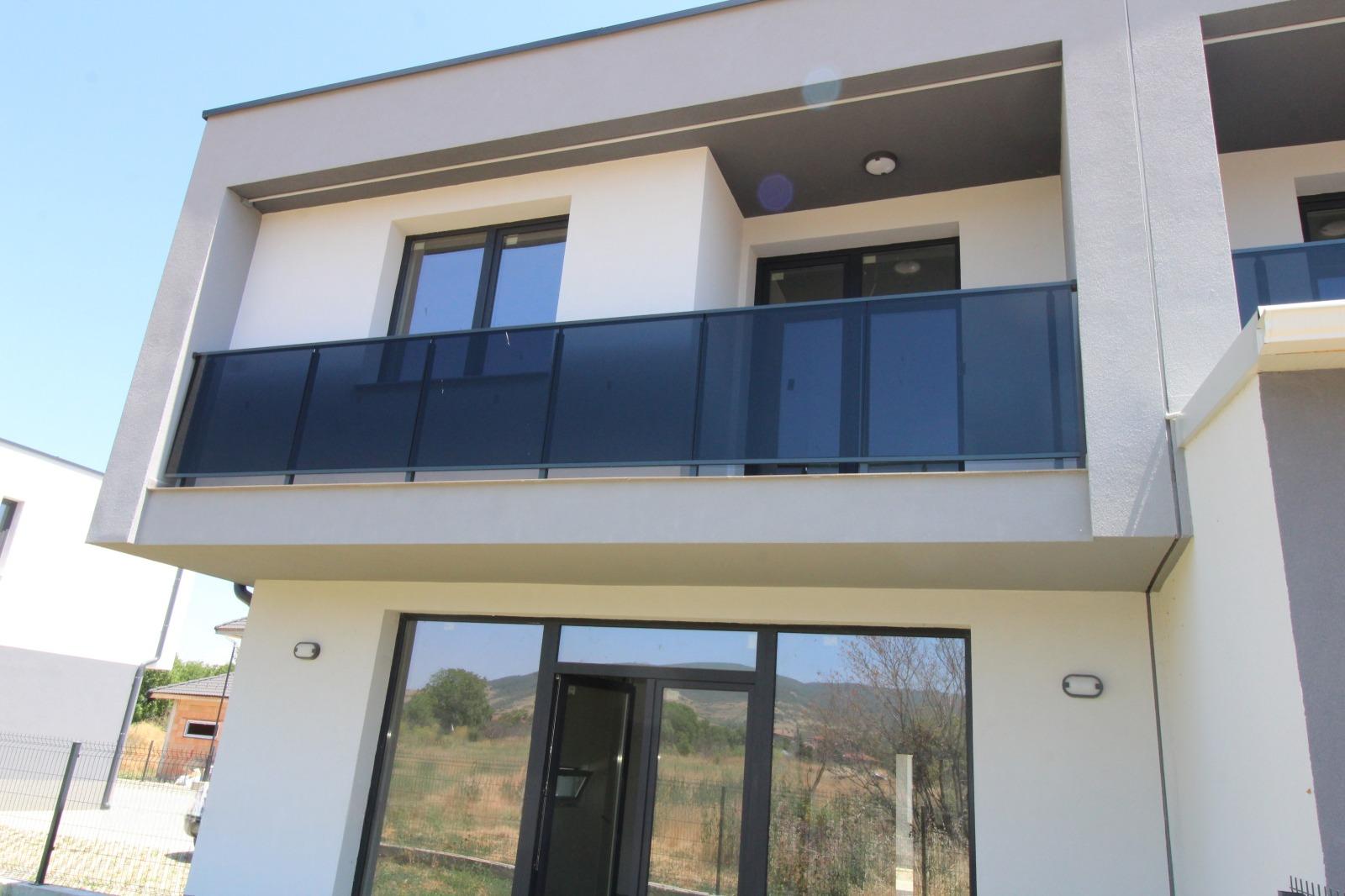 House for Sale in Parvenets, Plovdiv