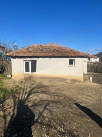 House for Sale in Cheresha, Burgas