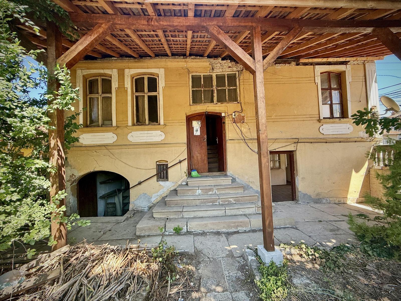 House for Sale in Lyaskovets, Veliko Tarnovo