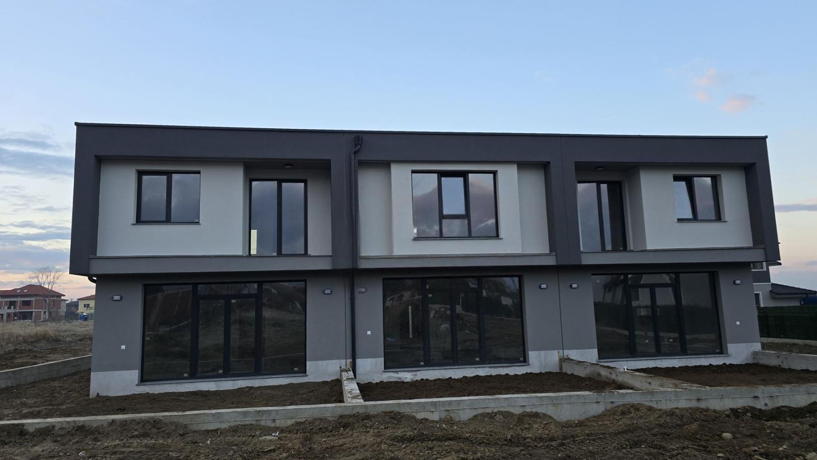House for Sale in Parvenets, Plovdiv