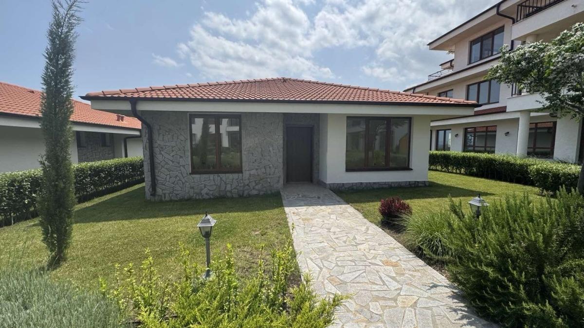 House for Sale in Aheloy, Burgas