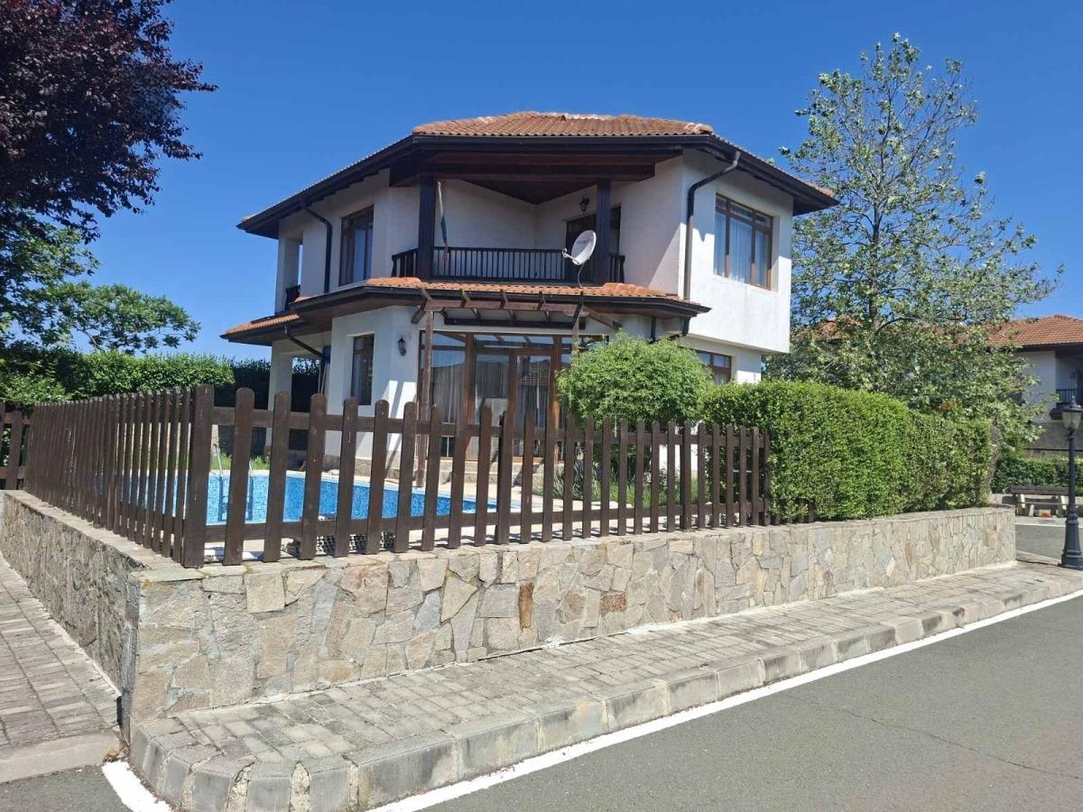 House for Sale in Aheloy, Burgas