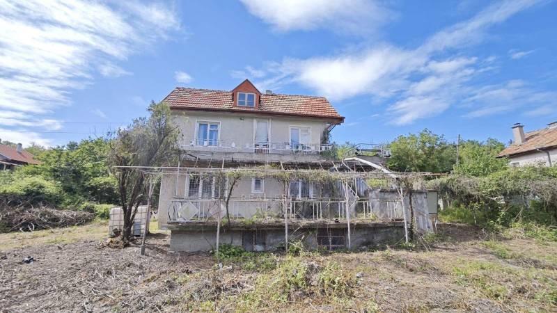 House for Sale in Targovishte, Vilna zona