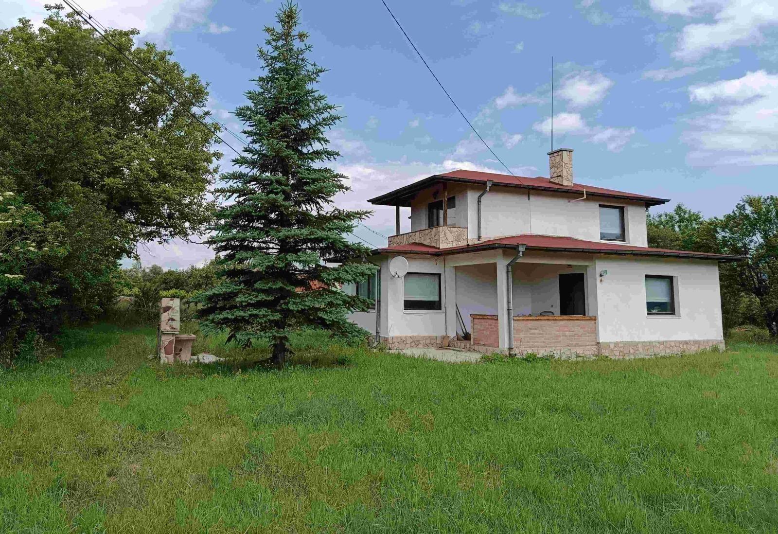 House for Sale in Dolni Rakovets, Pernik