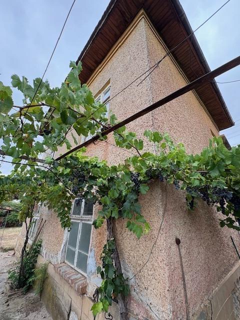 House for Sale in Doyrentsi, Lovech
