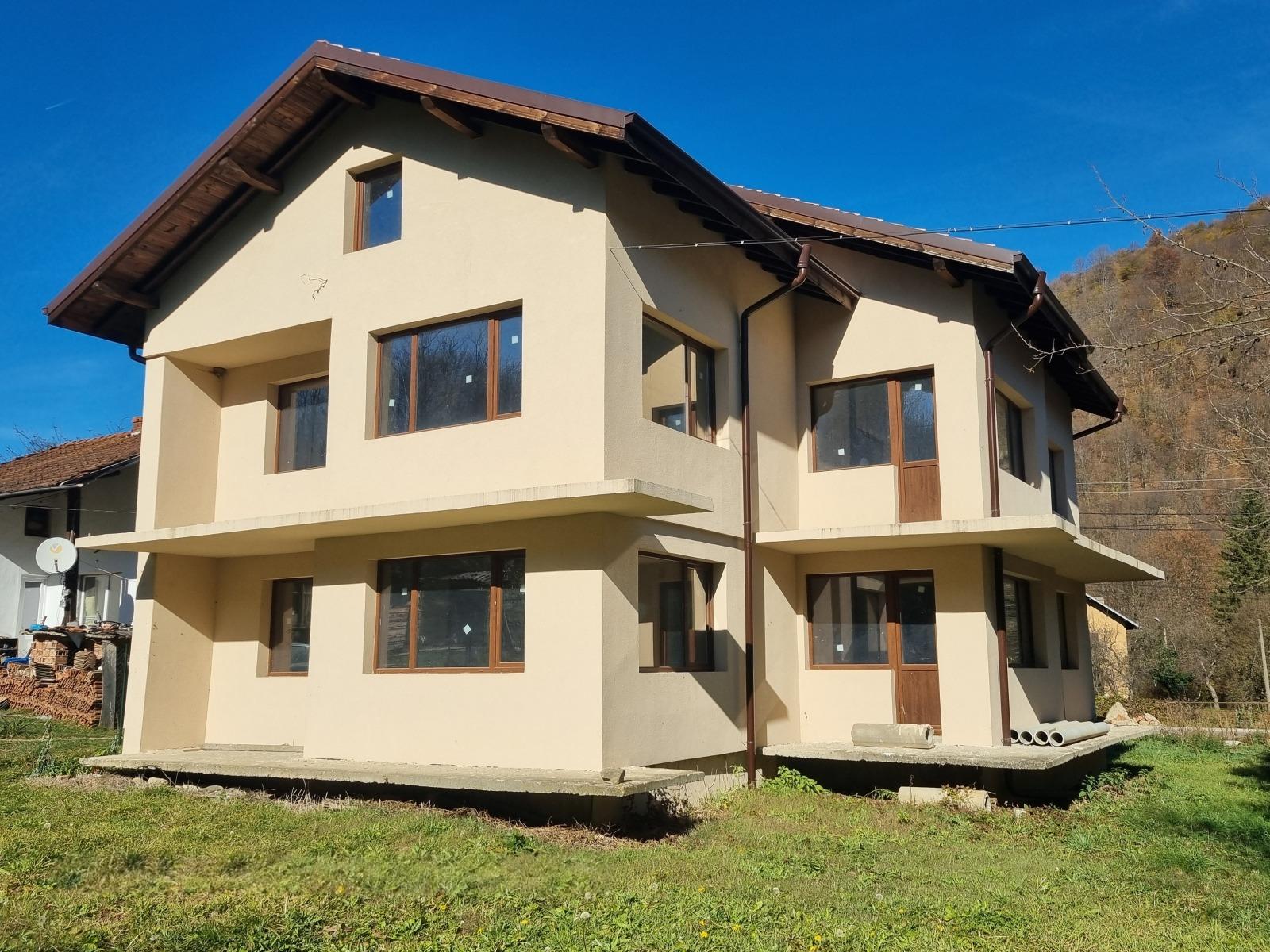 House for Sale in Ribaritsa, Lovech