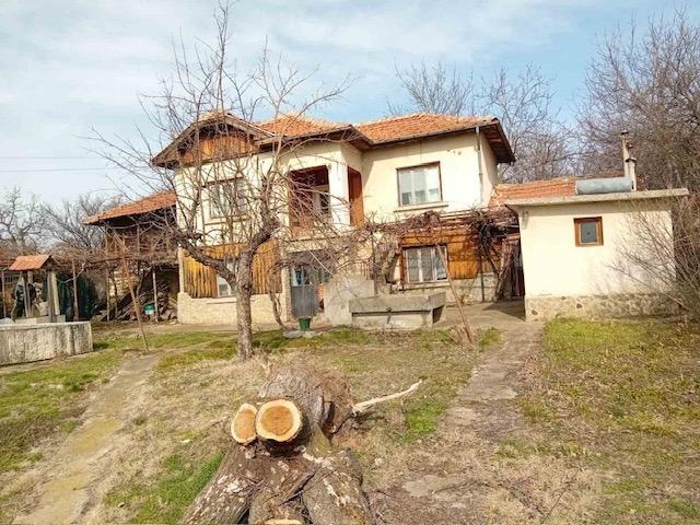 House for Sale in Vladinya, Lovech