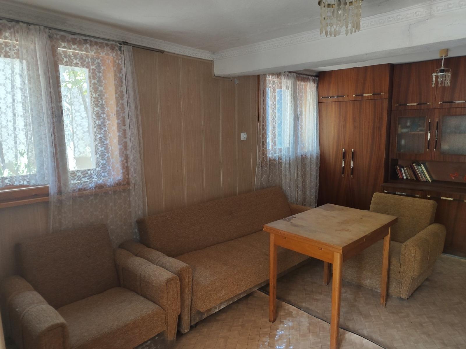 House for Sale in Debrashtitsa, Pazardzhik