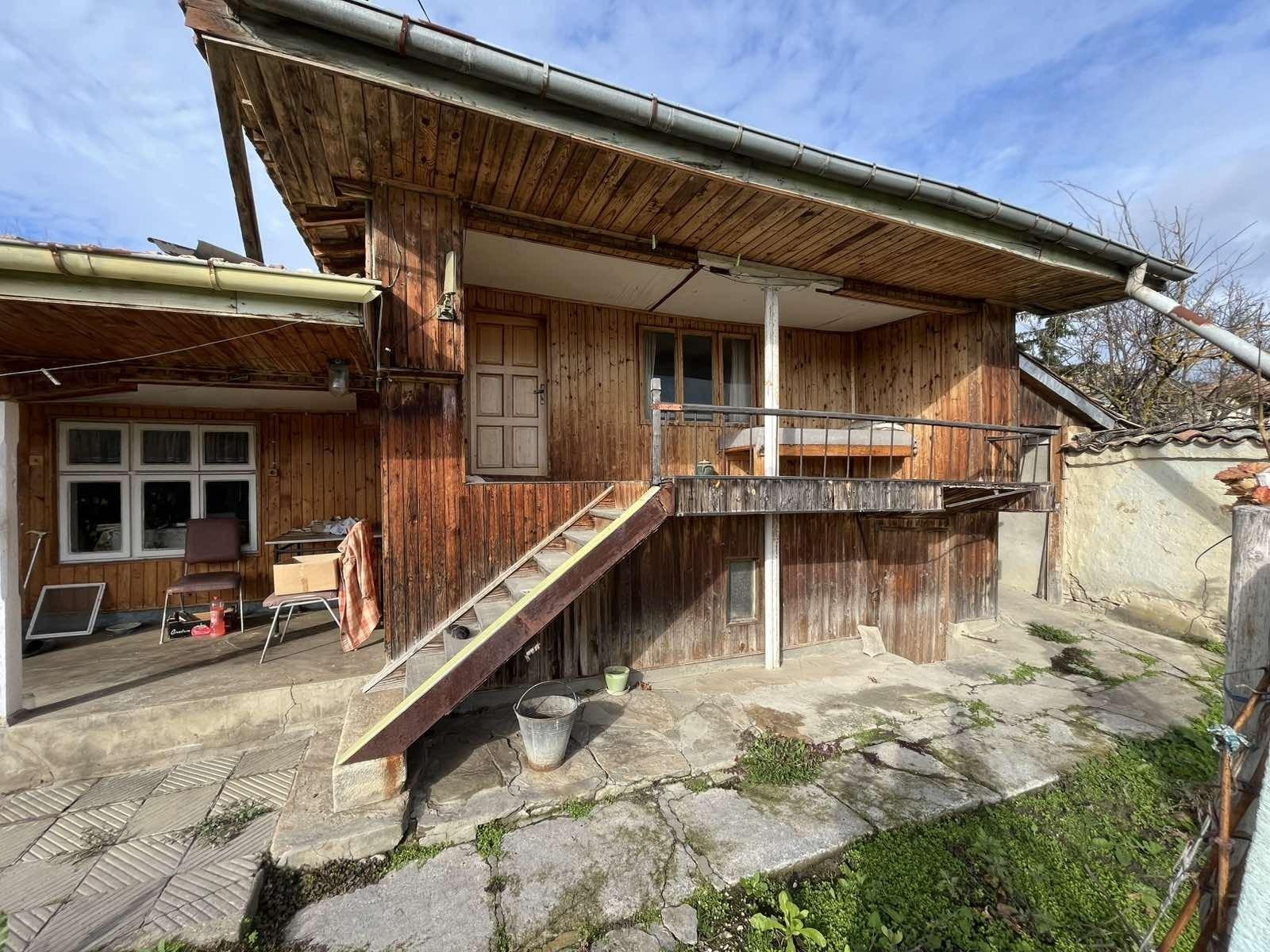 House for Sale in Ovcharovo, Shumen