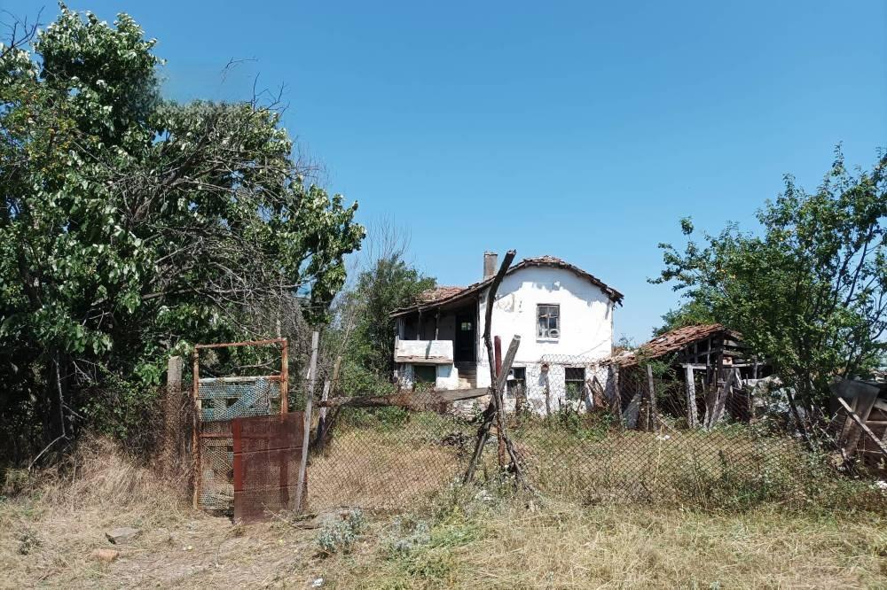 House for Sale in Bistrets, Burgas