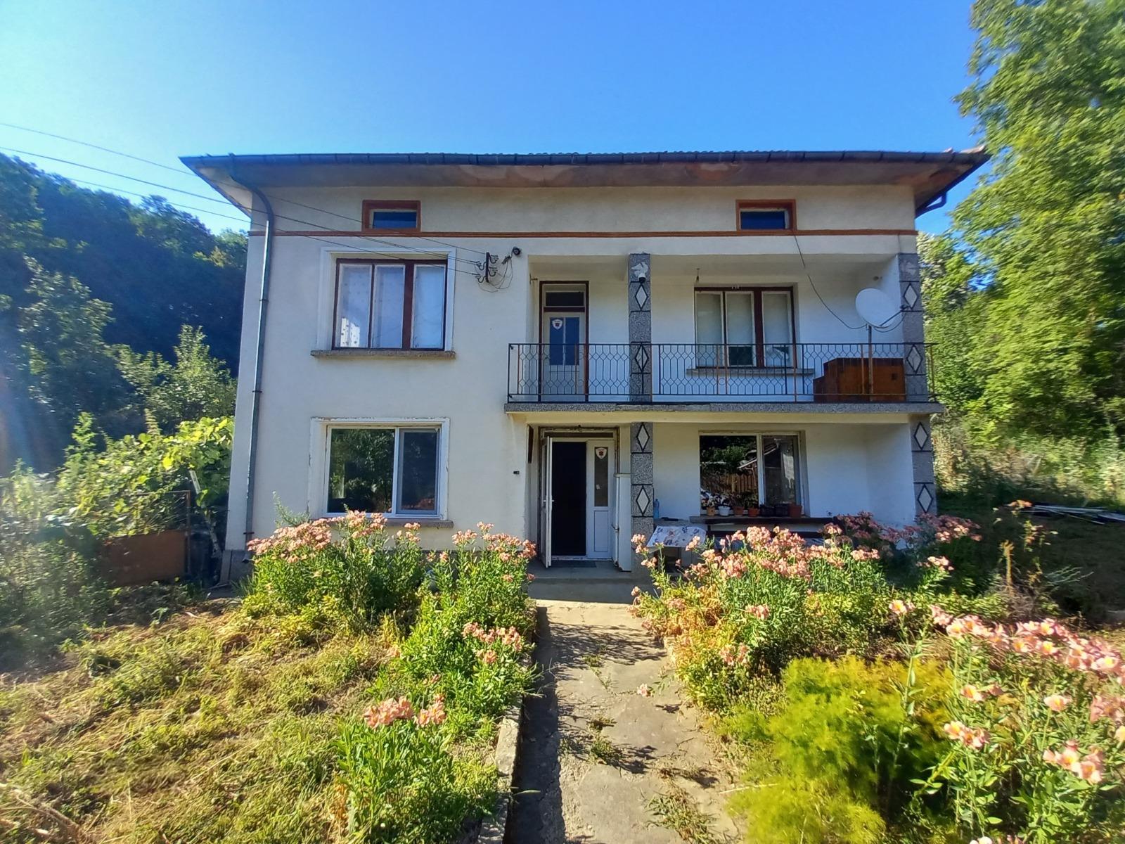 House for Sale in Kravenik, Gabrovo