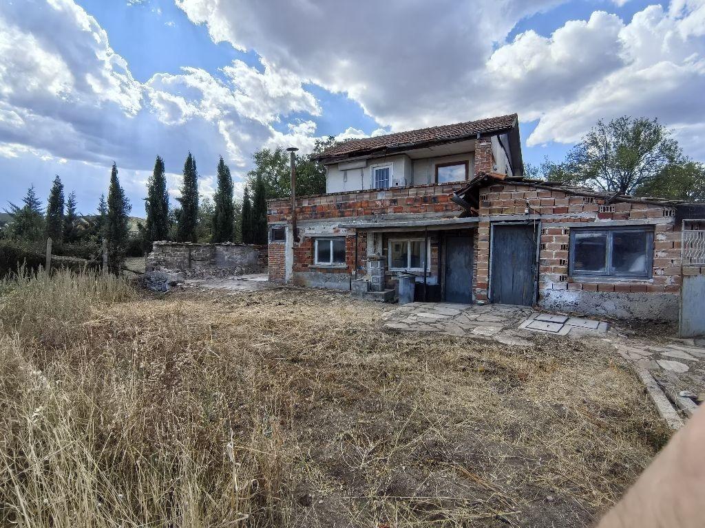 House for Sale in Lozen, Stara Zagora