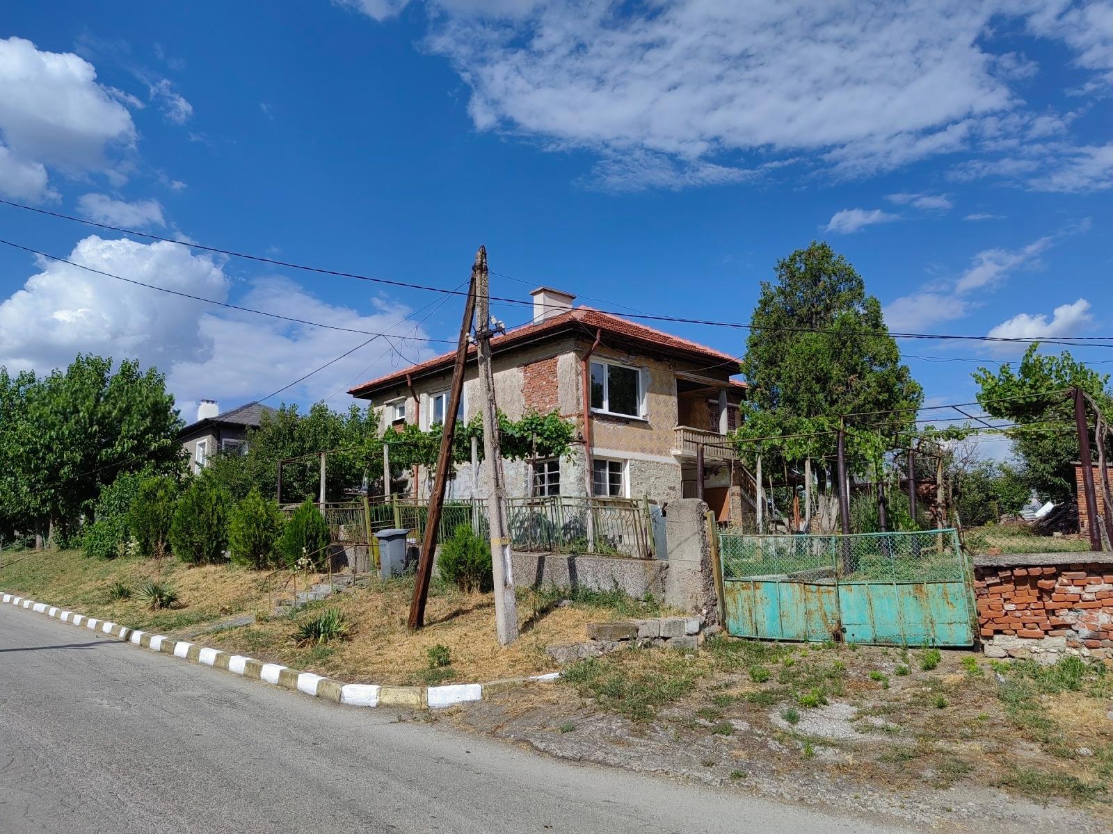 House for Sale in Bryast, Haskovo