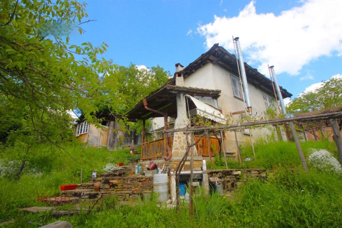 House for Sale in Sabotkovtsi, Gabrovo