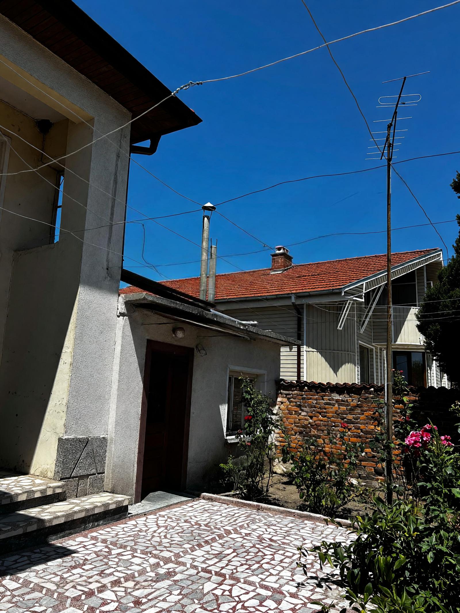 House for Sale in Tsalapitsa, Plovdiv