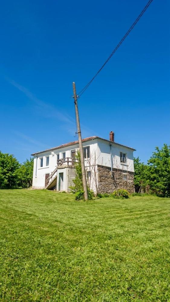 House for Sale in Burgas, Izvor