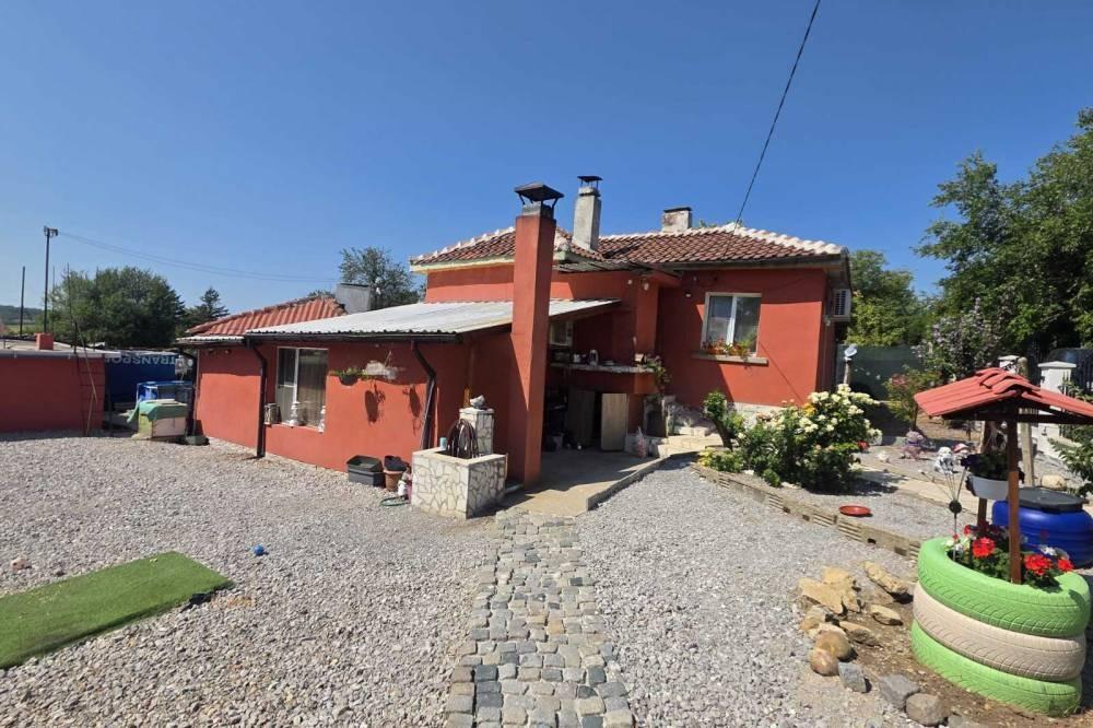 House for Sale in Zheglitsa, Vidin
