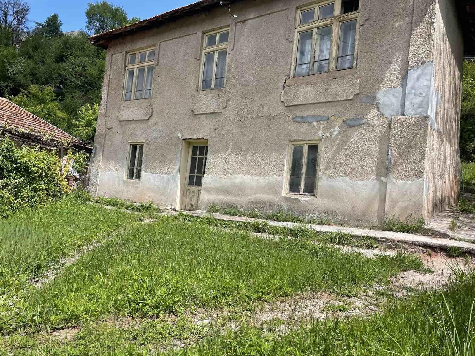 House for Sale in Tran, Pernik