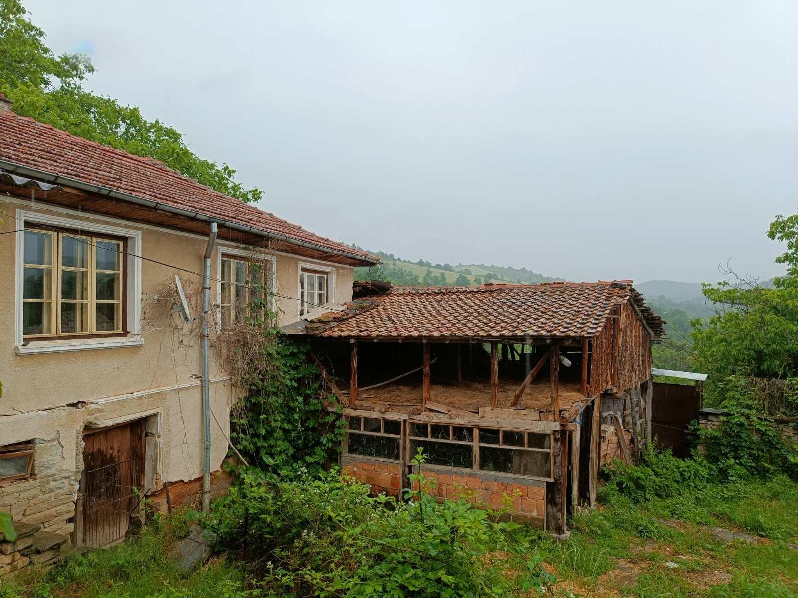 House for Sale in Iskra, Gabrovo