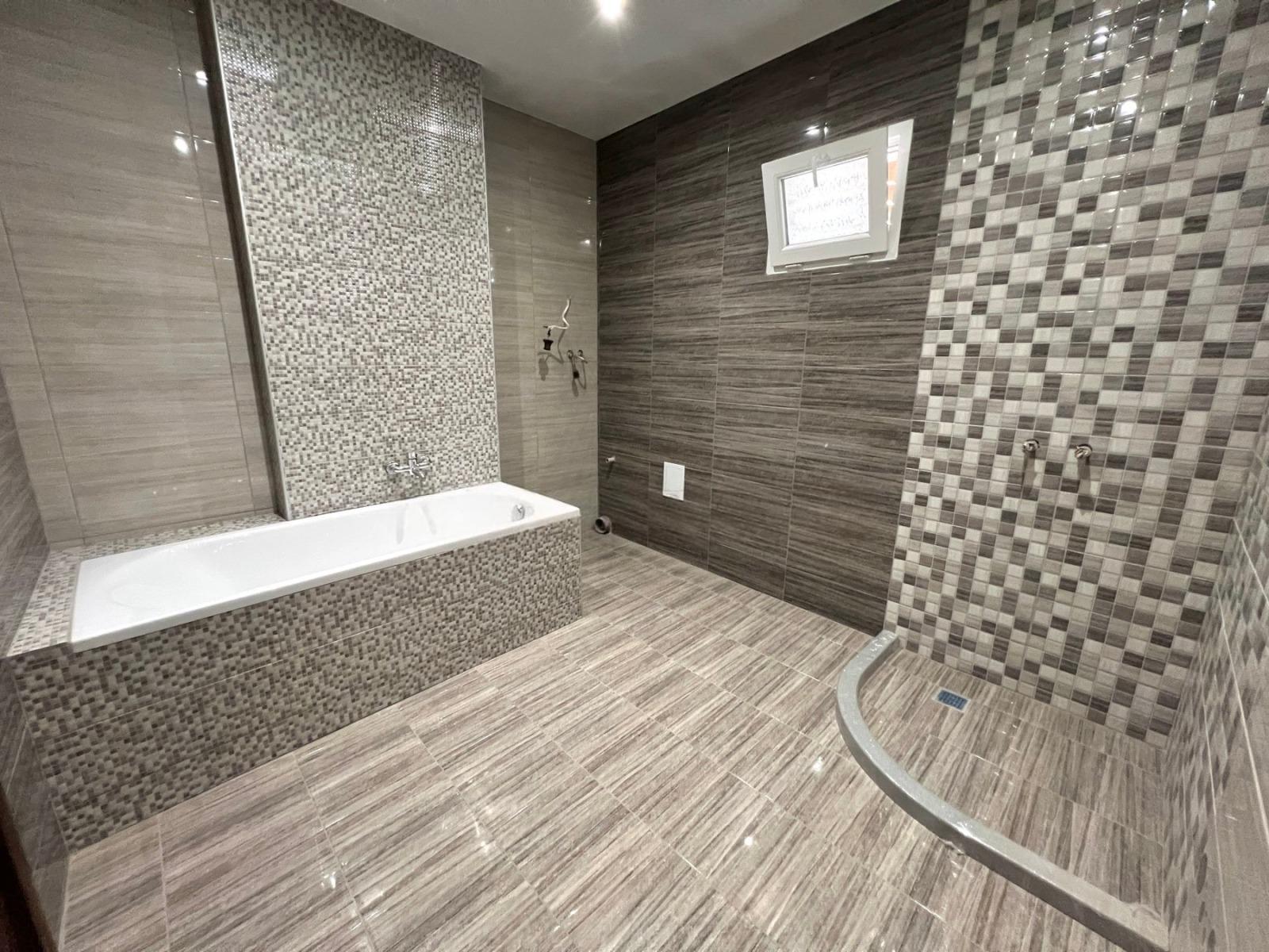 House Floor for Sale in Parvomay, Plovdiv