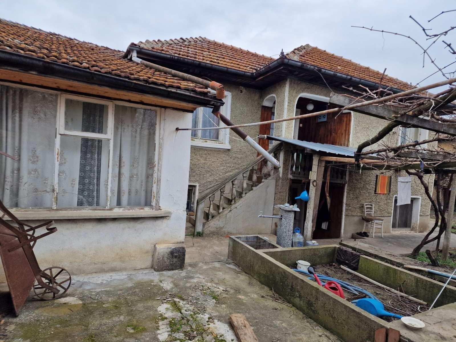 House for Sale in Polski Trambesh, Veliko Tarnovo
