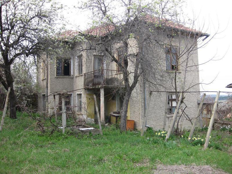 House for Sale in Burya, Gabrovo