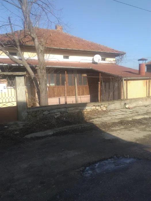 House for Sale in Dobromirka, Gabrovo
