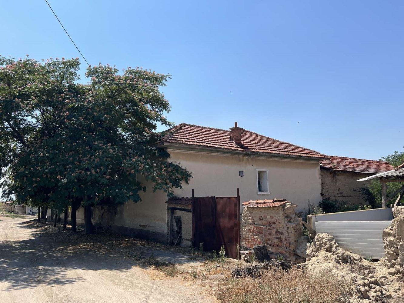 House for Sale in Dalgo pole, Plovdiv