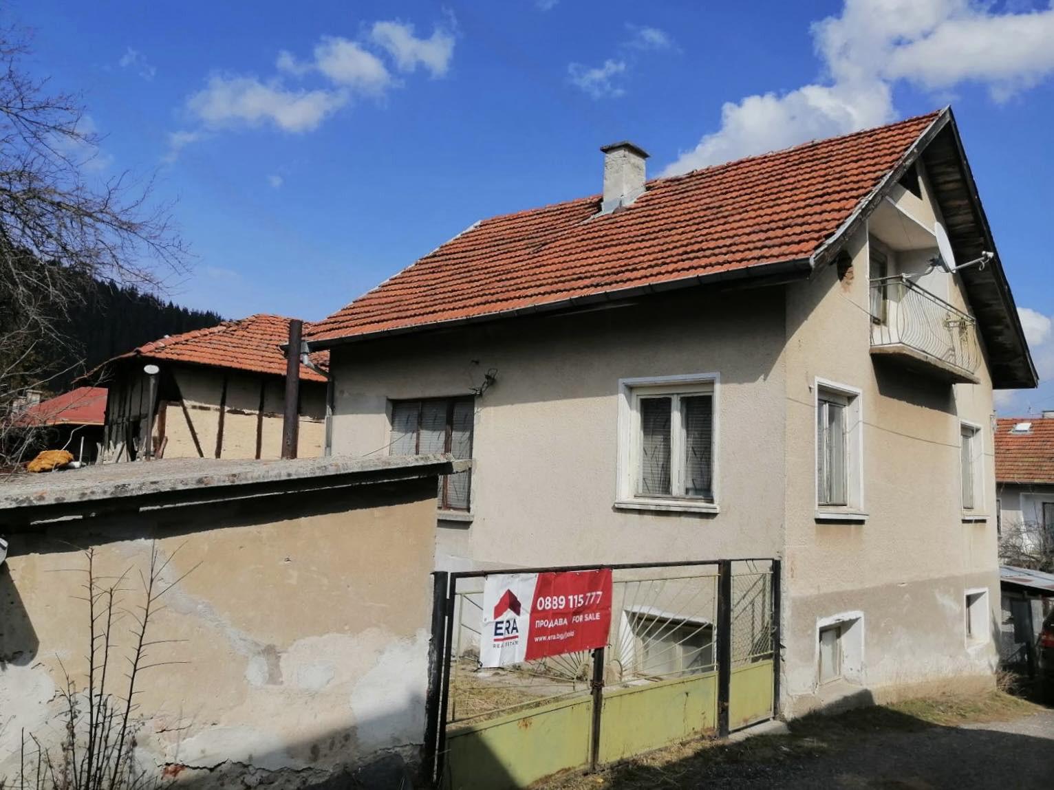 House for Sale in Govedartsi, Sofia Province
