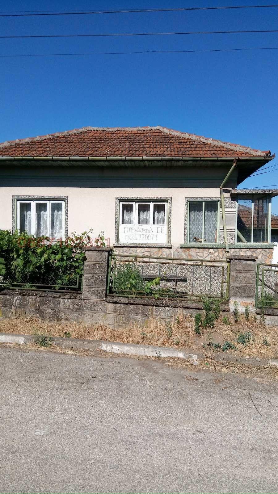 House for Sale in Aydemir, Silistra