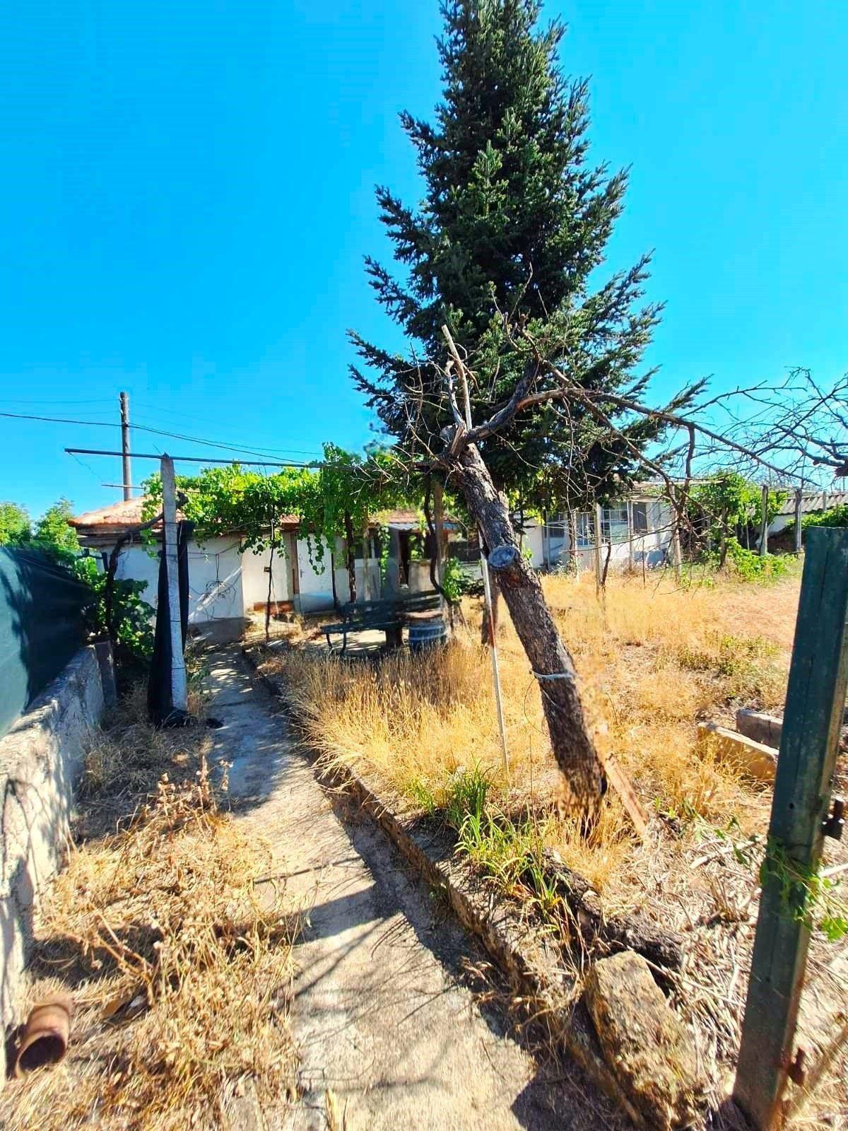 House for Sale in Suhozem, Plovdiv