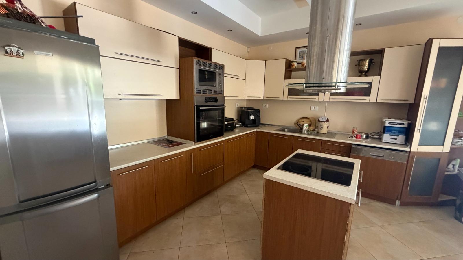 House for Sale in Varna, Asparuhovo
