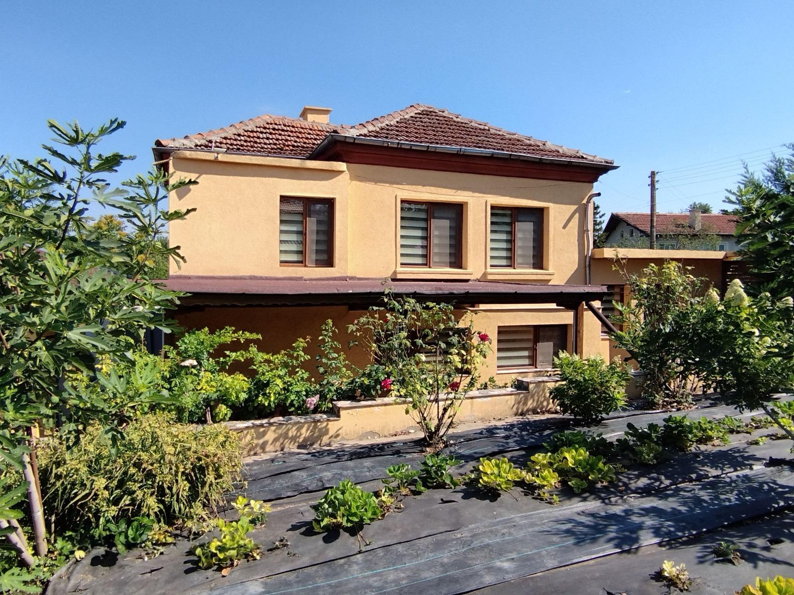 House for Sale in Malomir, Yambol