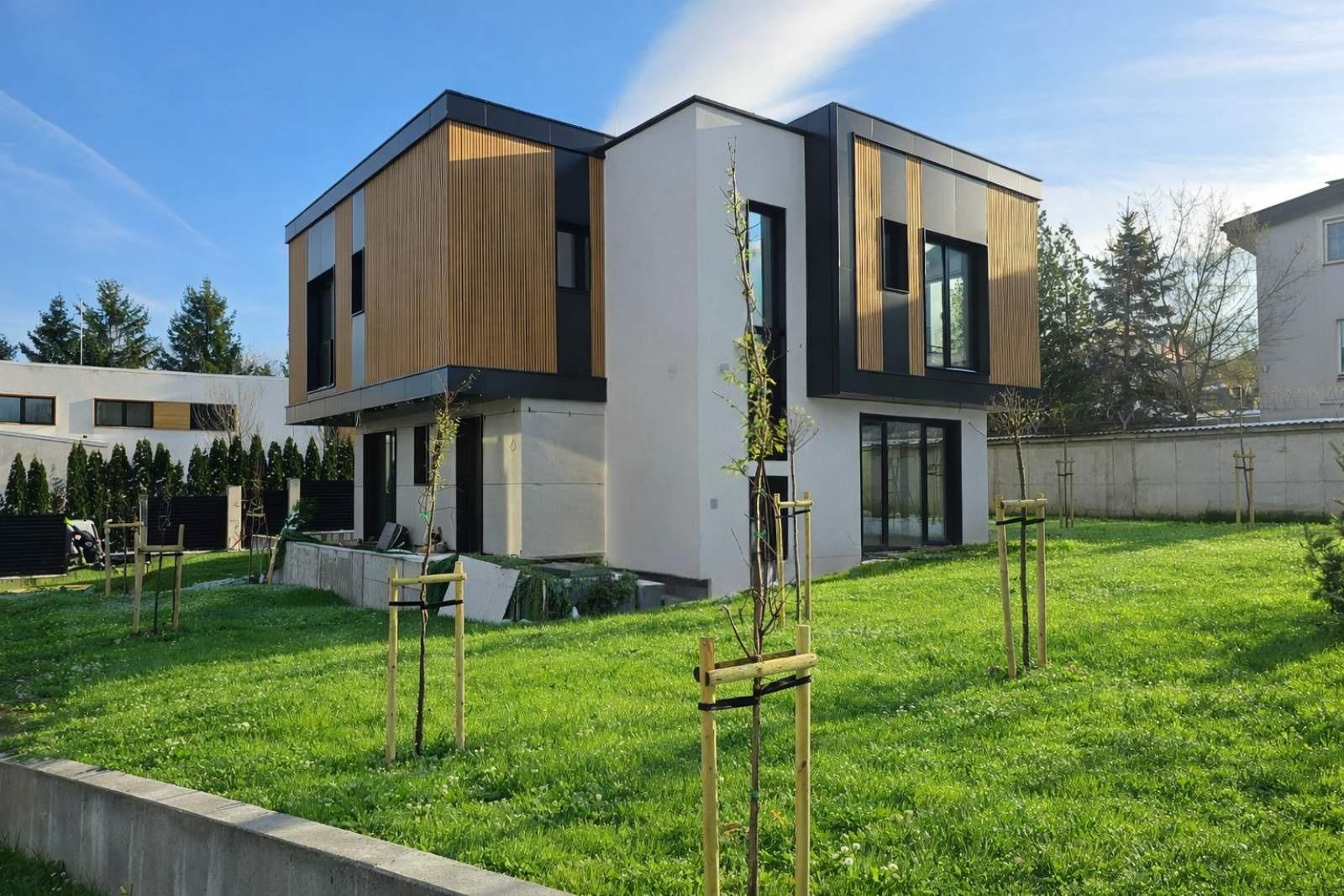 House for Sale in Sofia, Simeonovo