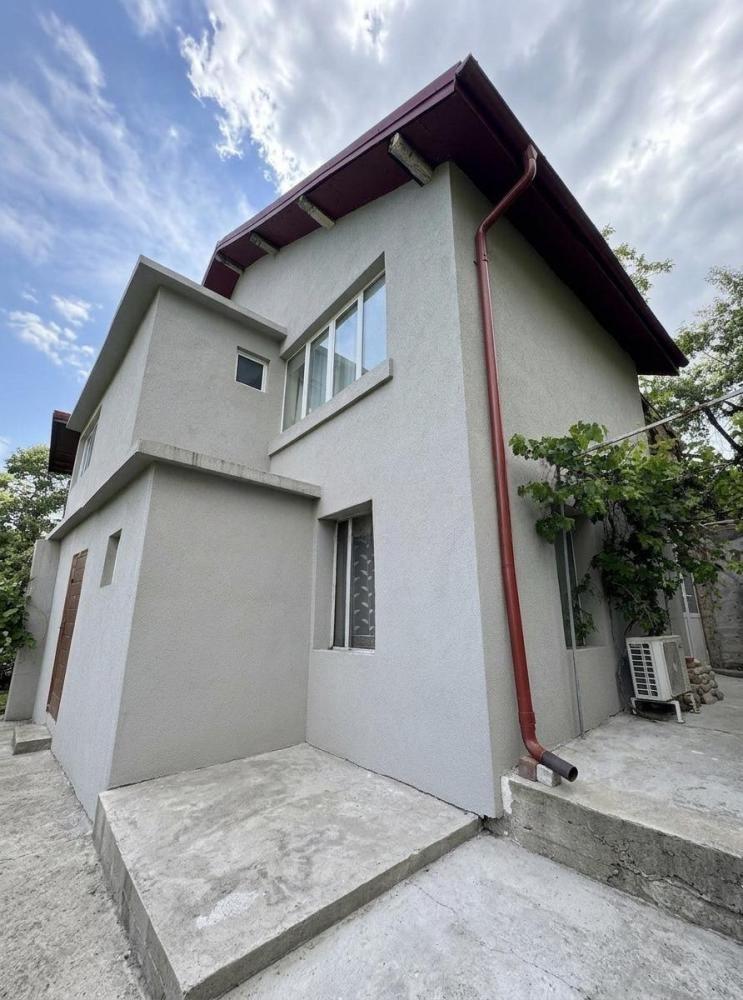 House for Sale in Sofia, Bistritsa