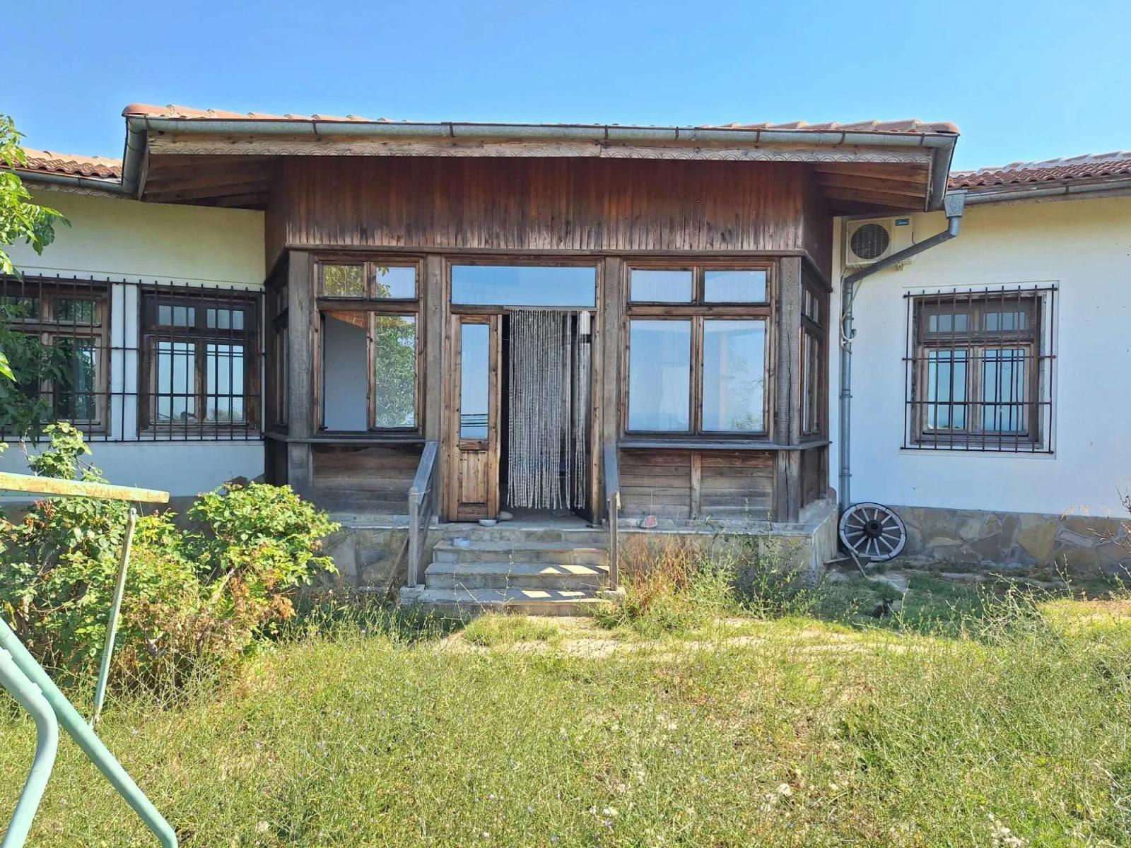 House for Sale in Emona, Burgas