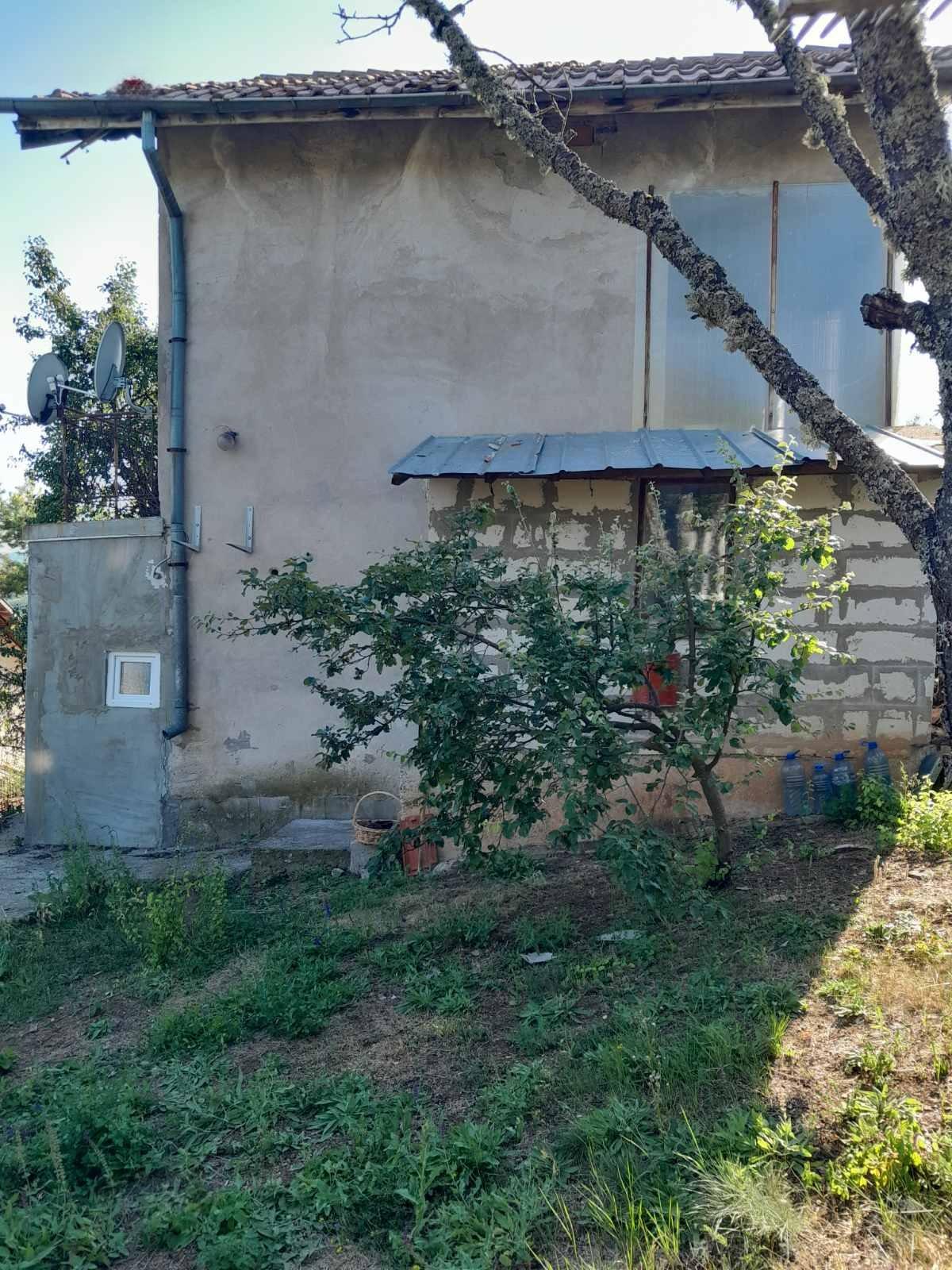 House for Sale in Padine, Pernik