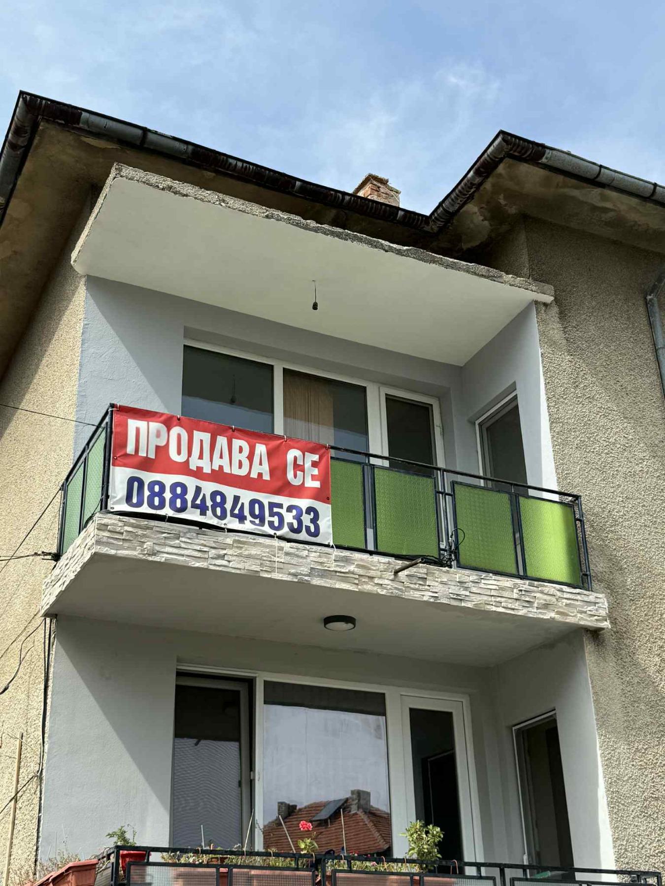 House Floor for Sale in Dve mogili, Ruse